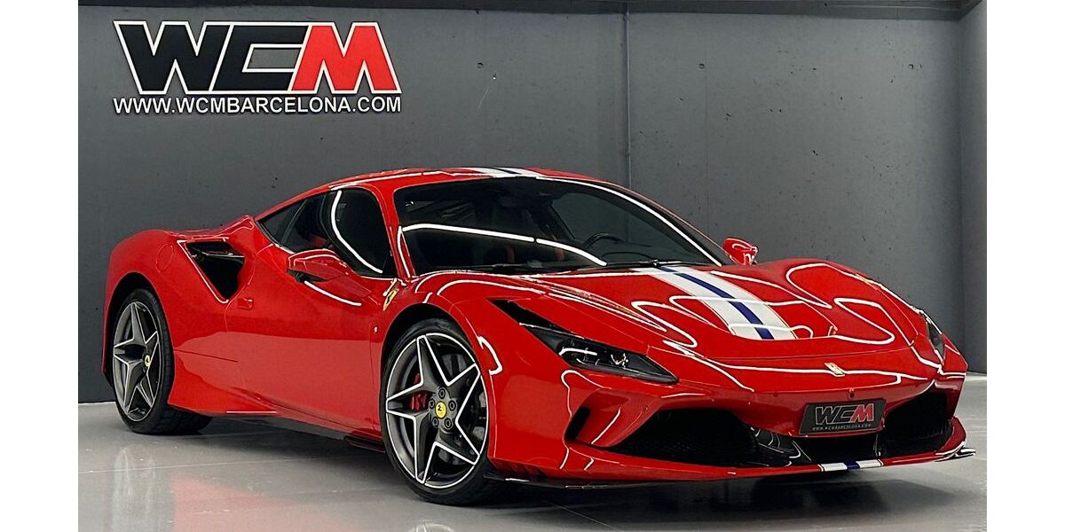 Ferrari F8 4.000 km 345.900 &euro; SITGES 08870
