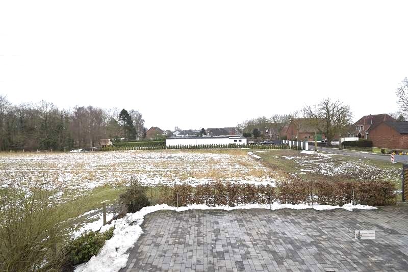 Neu ab 1.7.26 für 2 Personen 2-Zimmer-OG-Wohnung KfW 40+ Bauweise + Aufzug + Balkon + Carport - Etagenwohnung Weyhe | Angebot:25882628