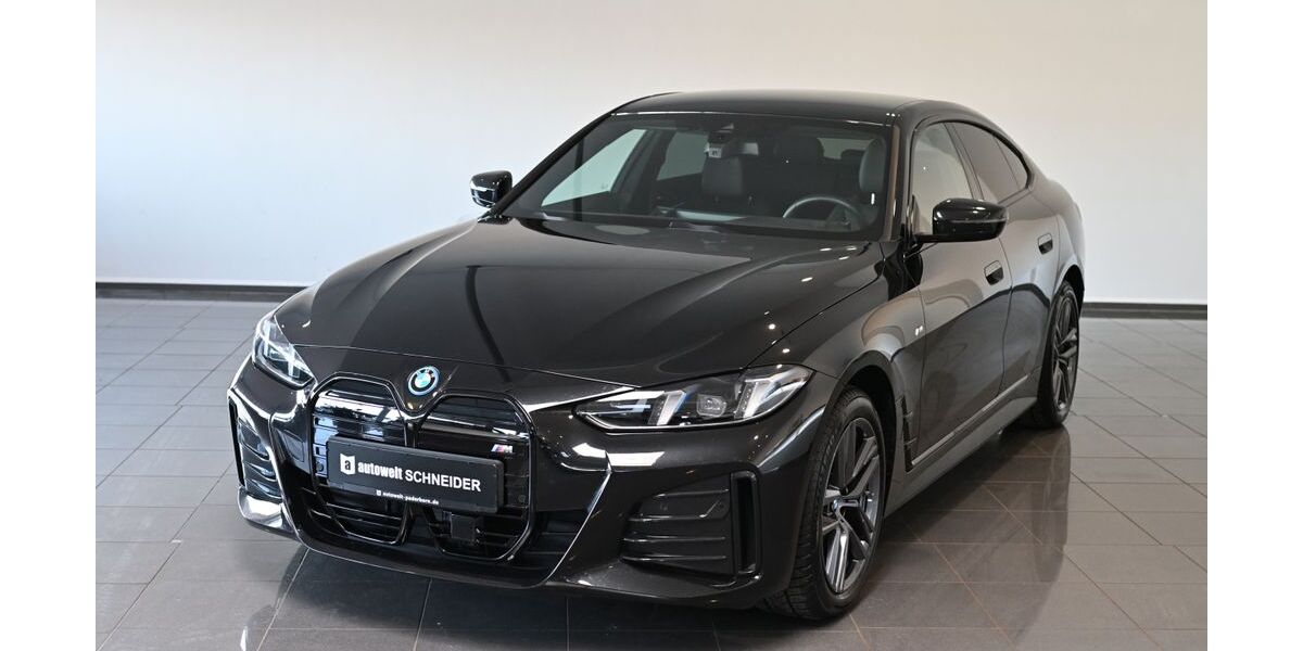 BMW i4 41.573 km 42.750 &euro; Paderborn 33100