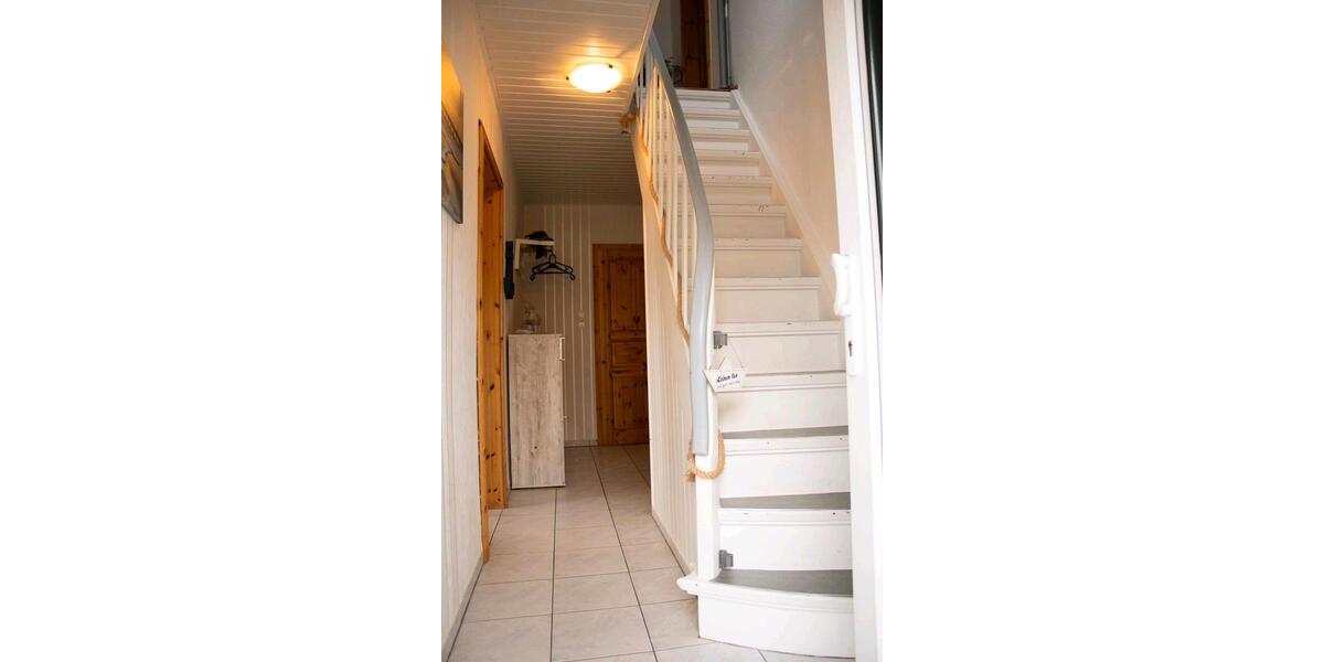 Bauernhaus, Landhaus Krummhörn - 7 Zimmer, 270 m&sup2;, 2.700&euro; | Angebot:25232684