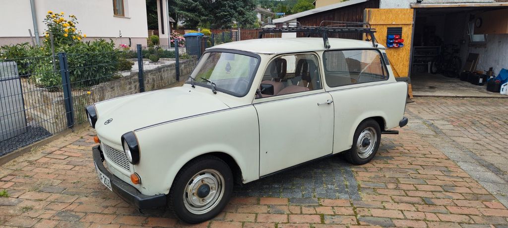 Trabant 601 54.200 km 3.800 &euro; Wetterzeube 06722