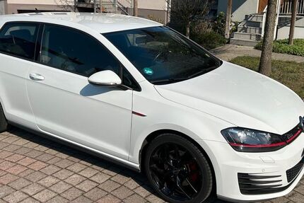 VW Golf 90.000 km 18.900 &euro; Durmersheim 76448