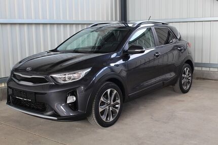 Kia Stonic 82.000 km 14.490 &euro; Templin 17268