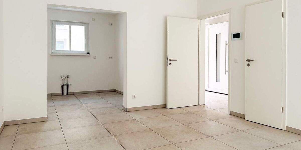 Reihenendhaus Eilenburg - 6 Zimmer, 159 m&sup2;, 1.600&euro; | Angebot:25673779