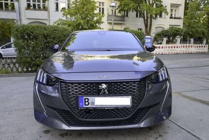 Peugeot 208 11.200 km 19.200 &euro; Berlin 12157
