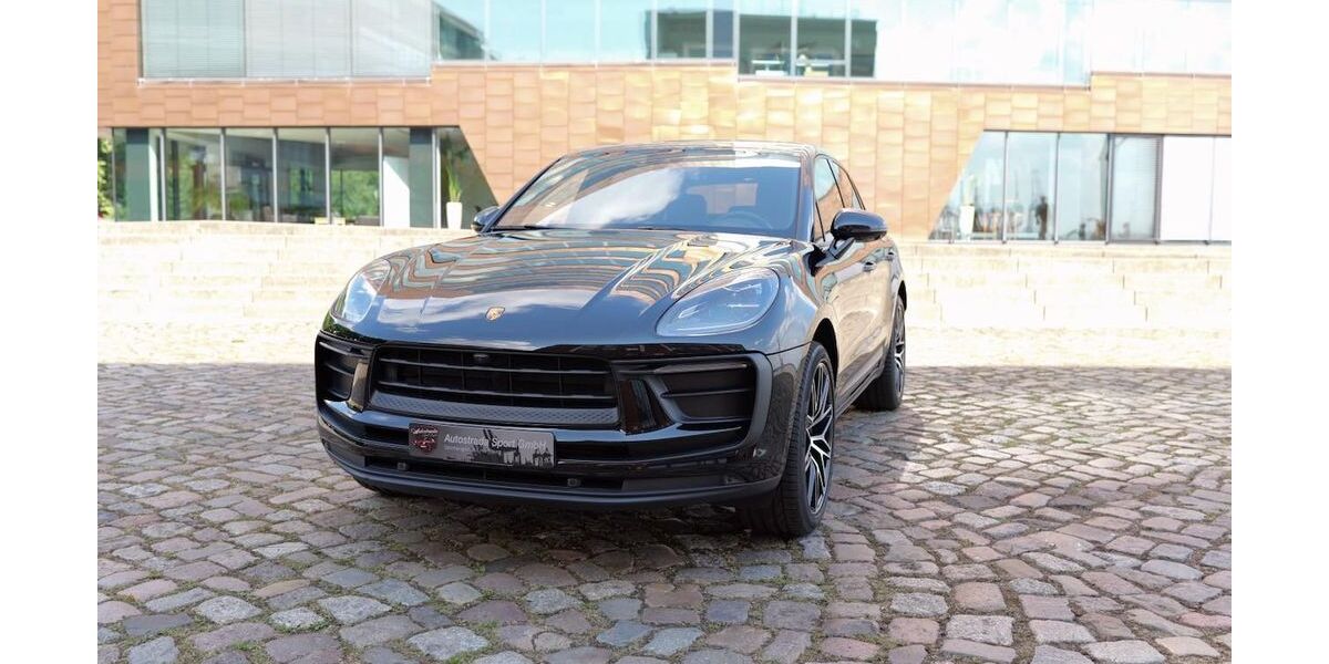Porsche Macan 22.100 km 69.900 &euro; Hamburg 22763