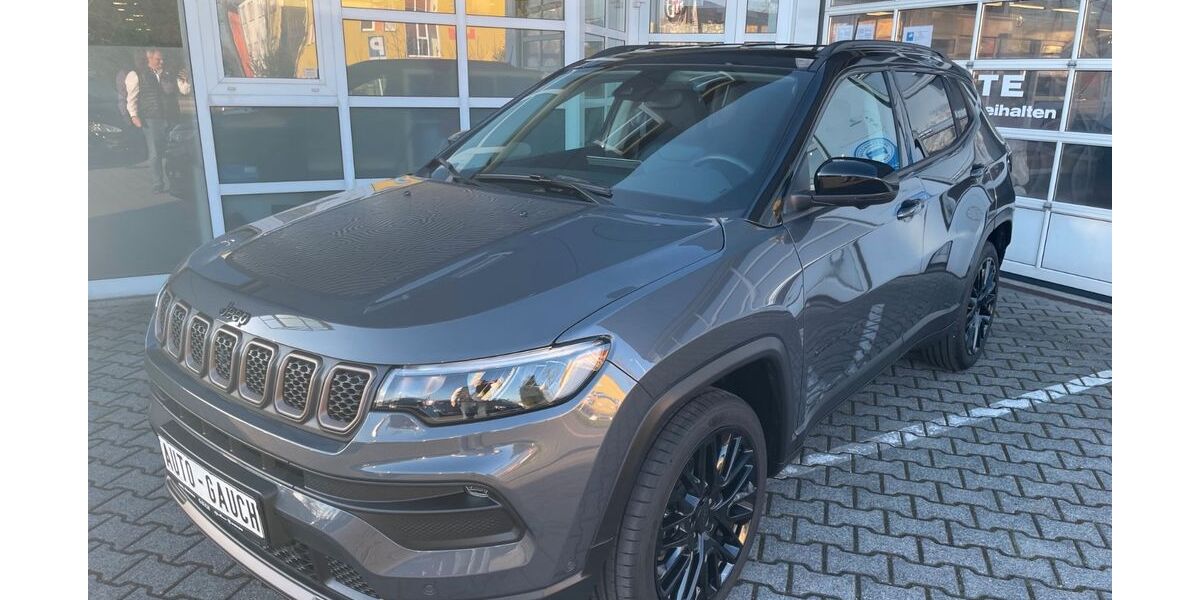 Jeep Compass 13.850 km 27.500 &euro; Mannheim 68169