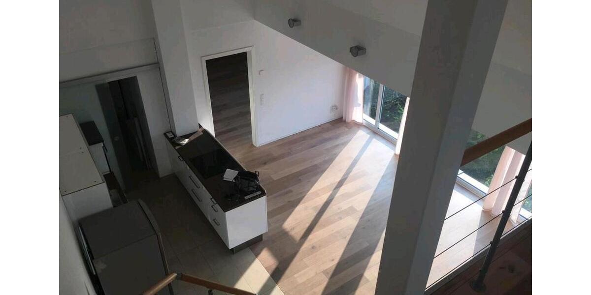 Dachgeschoßwohnung Köln Kalk - 3.5 Zimmer, 104 m&sup2;, 700.000&euro; | Angebot:26730630