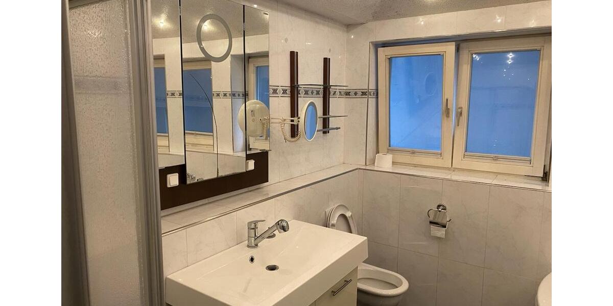 Reihenhaus Hardegsen - 2 Zimmer, 90 m&sup2;, 64.000&euro; | Angebot:27231998