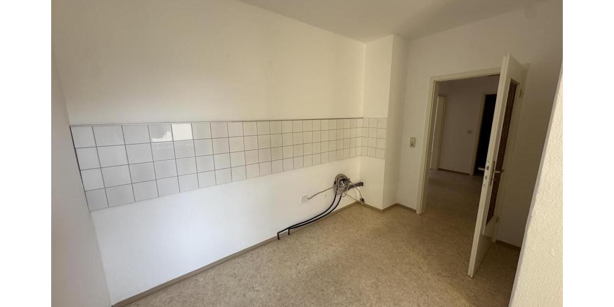 Gemütliche 3-Raum Wohnung im Zentrum von Gera! Nähe Hauptbahnhof! - Etagenwohnung Gera Ostviertel | Angebot:26386071