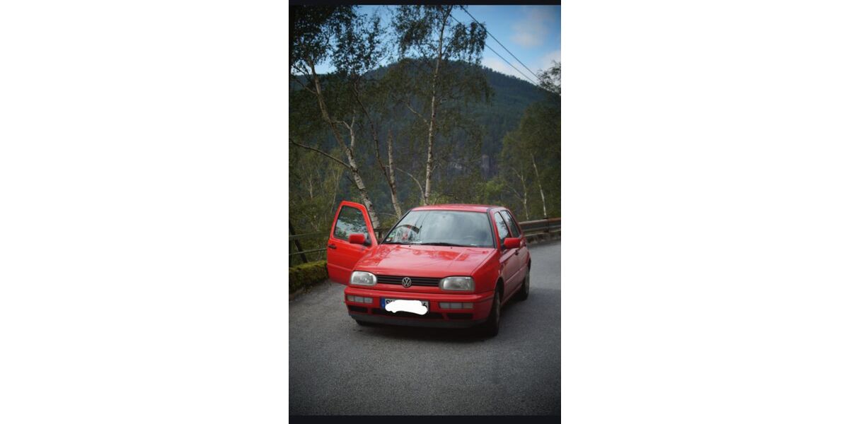 VW Golf 92.100 km 2.000 &euro; Kappeln 24376