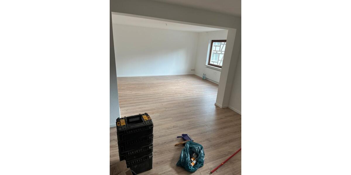 Helle 2,5 Zimmer Wohnung in zentraler Lage von Morsbach 2.5 zimmer