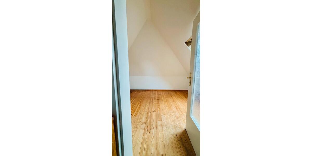 Doppelhaushälfte Glinde - 4 Zimmer, 105 m&sup2;, 1.850&euro; | Angebot:25432857