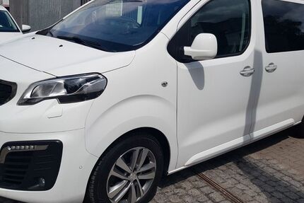 Peugeot Traveller 227.903 km 22.900 &euro; Berlin 13437