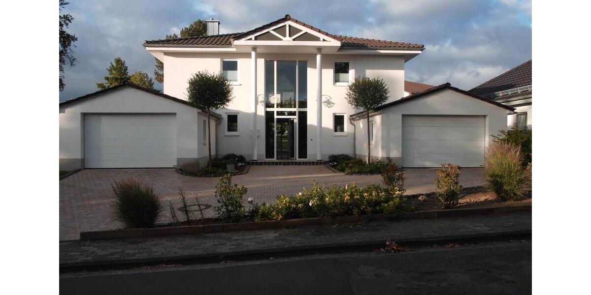 Einfamilienhaus Bad Pyrmont - 4 Zimmer, 190 m&sup2;, 530.000&euro; | Angebot:26121993