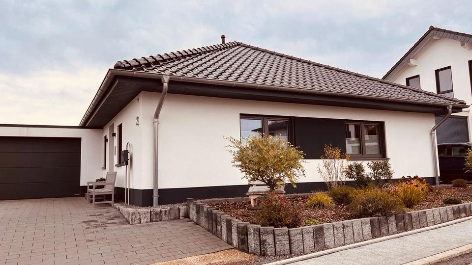 Bungalow in Ruhiger Lage in Kommern-Süd ab sofort zu vermieten zimmer