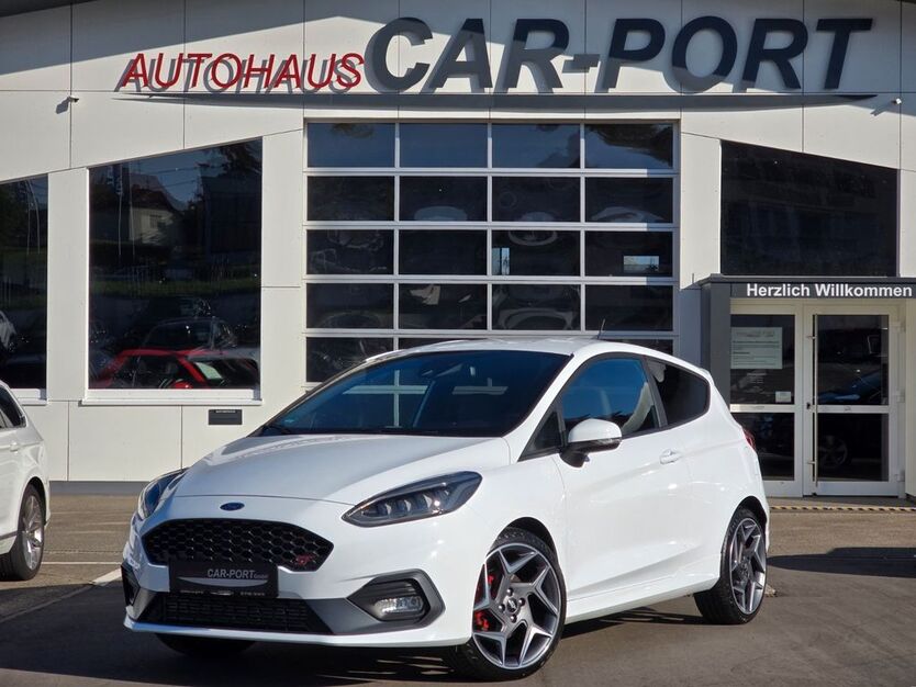 Ford Fiesta 46.330 km 20.490 € Deißlingen 78652