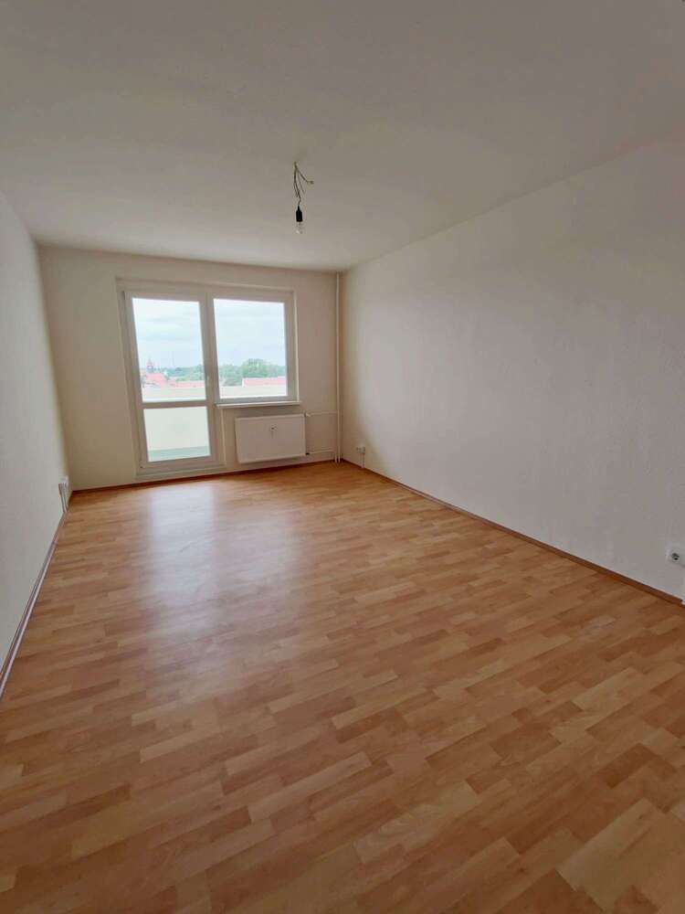 Wohnung zum Mieten in Rötha 440 € 58 m²