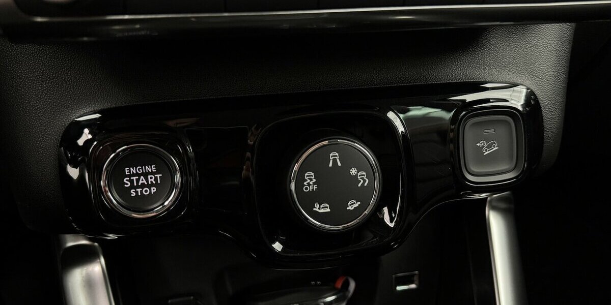 Citroen C3 Aircross Shine Pack CarPlay Head-UP Display 24.000 km 16.320 &euro; Lich 35423