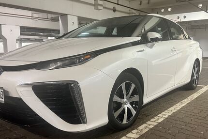 Toyota Mirai 64.000 km 9.200 &euro; Hamburg 22159