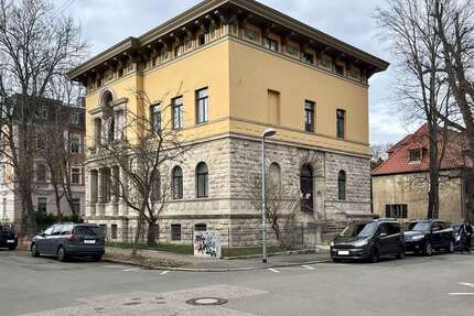 Büro in Weimar 840 € 105.08 m²