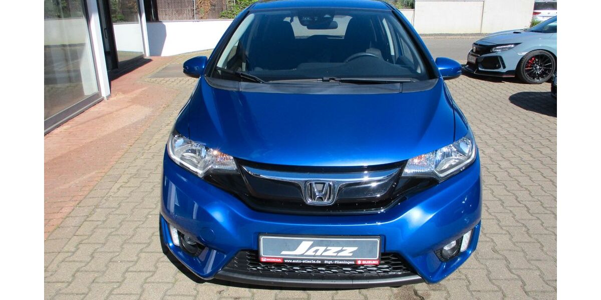 Honda Jazz 128.384 km 10.099 &euro; Stuttgart 70599