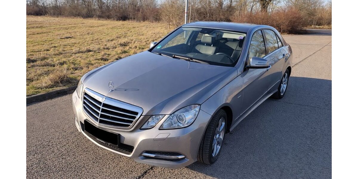 Mercedes-Benz E 200 105.987 km 13.499 &euro; Mockrehna 04862