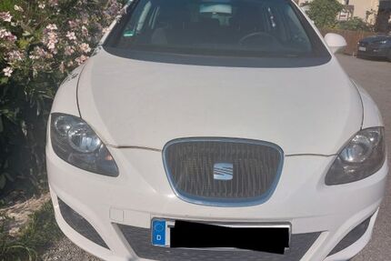 Seat Leon 120.000 km 5.900 &euro; Rosenheim 83026