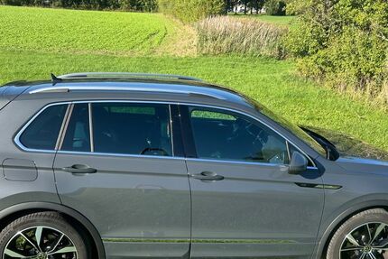 VW Tiguan 16.300 km 36.999 € Igensdorf 91338