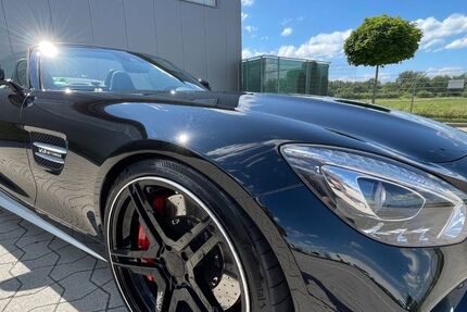Mercedes-Benz AMG GT C 54.000 km 117.000 € Baden-Baden 76532