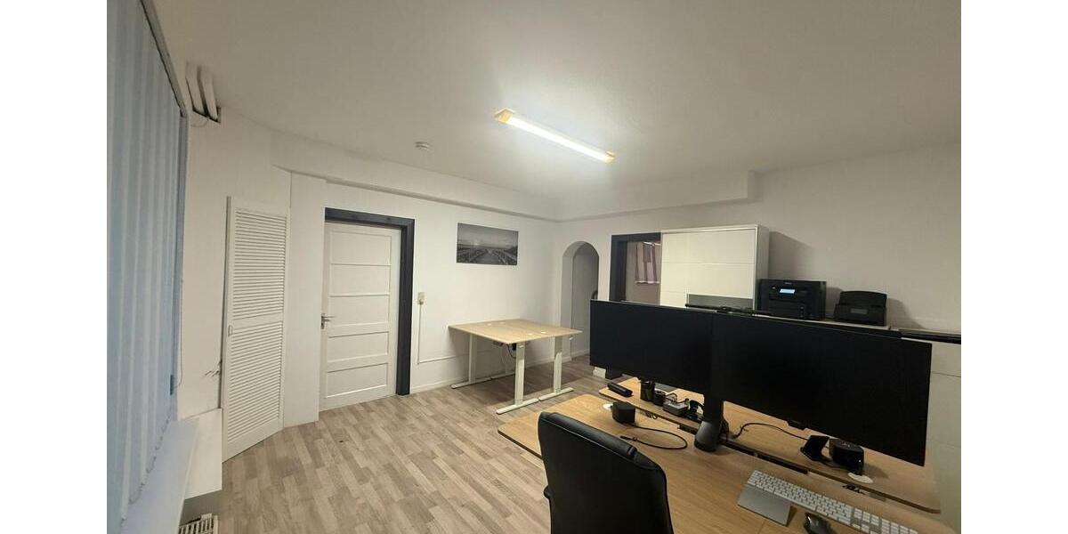 Gewerbeobjekt Schleswig - 300&euro; | Angebot:25056763