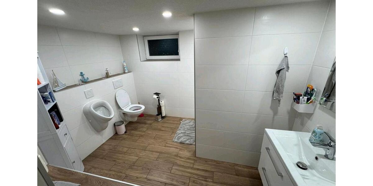 Einfamilienhaus Stühlingen - 5 Zimmer, 130 m&sup2;, 1.500&euro; | Angebot:25232703