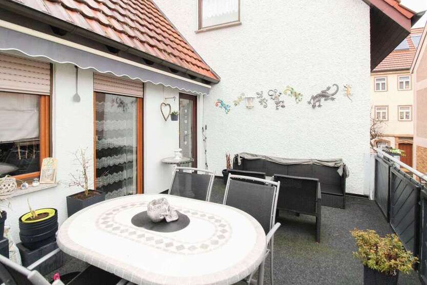 Haus zum Kaufen in Lauffen am Neckar 364.900 € 201.08 m²