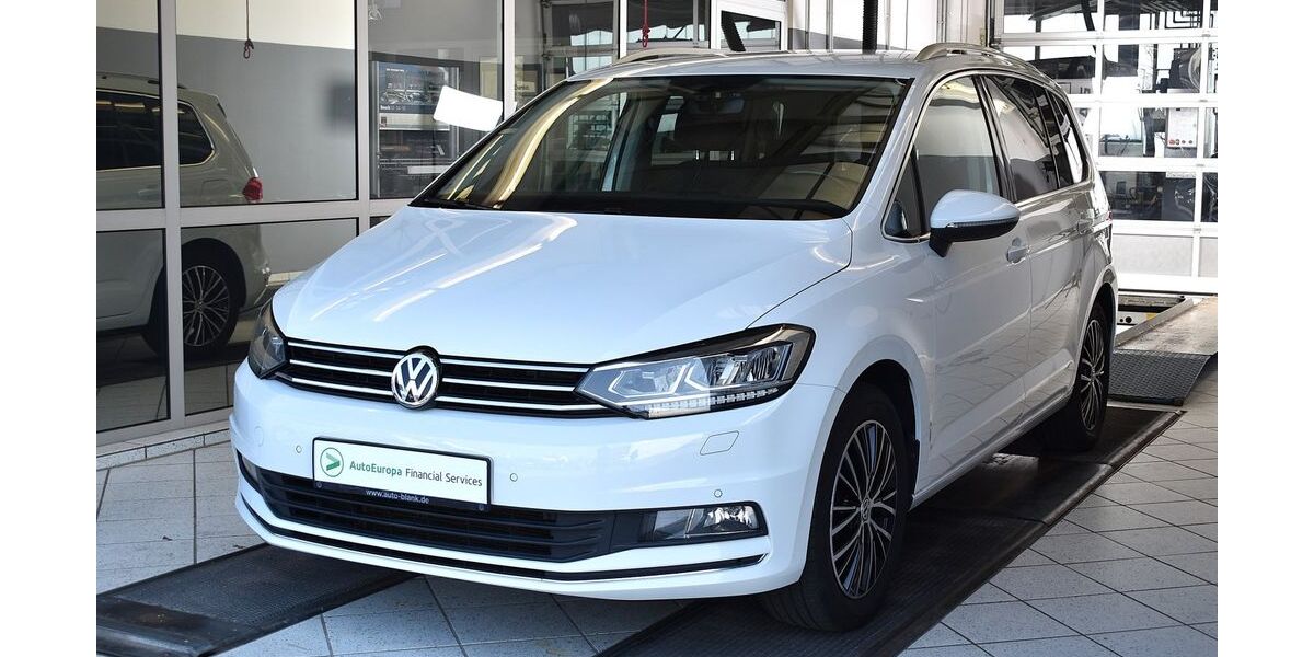 VW Touran 174.346 km 13.985 &euro; Bad Friedrichshall 74177
