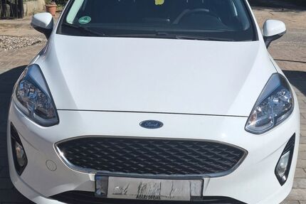 Ford Fiesta 96.500 km 7.799 &euro; Scharbeutz 23684