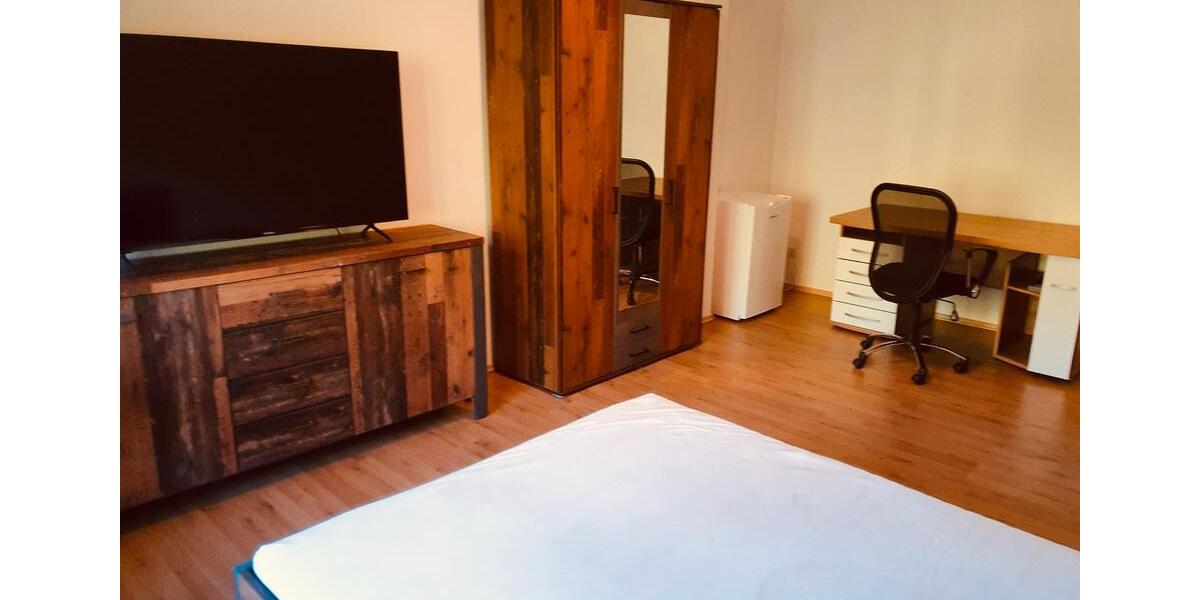 Etagenwohnung Teterow - 1 Zimmer, 30 m&sup2;, 400&euro; | Angebot:25254404