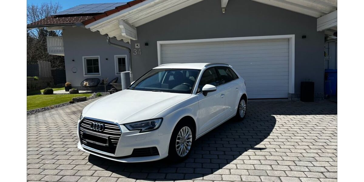 Audi A3 122.326 km 14.000 &euro; Bodenmais 94249
