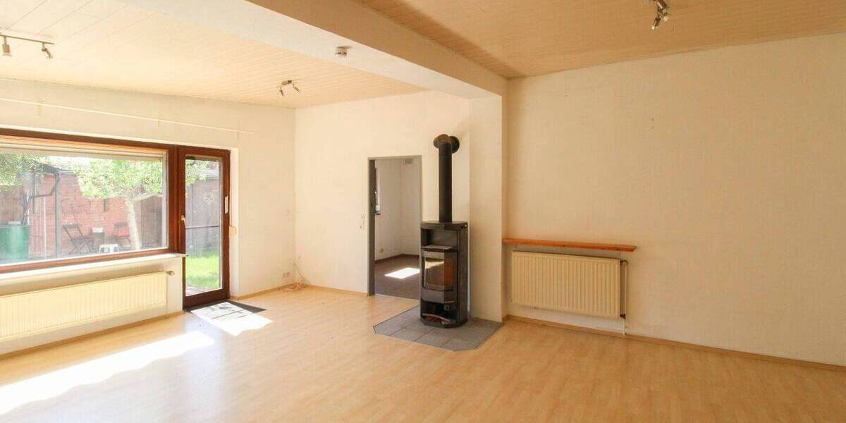 Einfamilienhaus Celle Blumlage - 8 Zimmer, 250 m&sup2;, 295.000&euro; | Angebot:26435061