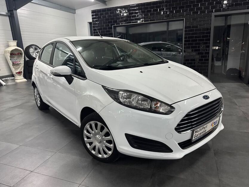 Ford Fiesta 62.000 km 7.999 € Weiden 92637
