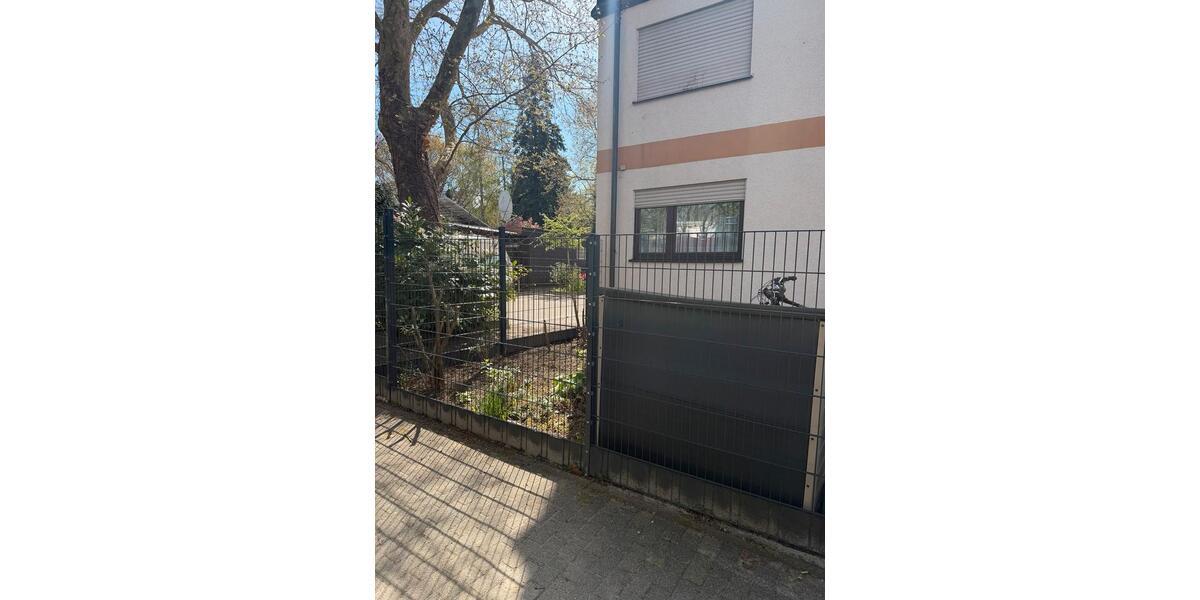 Erdgeschoßwohnung Freiburg im Breisgau - 2 Zimmer, 70 m&sup2;, 395.000&euro; | Angebot:26253257