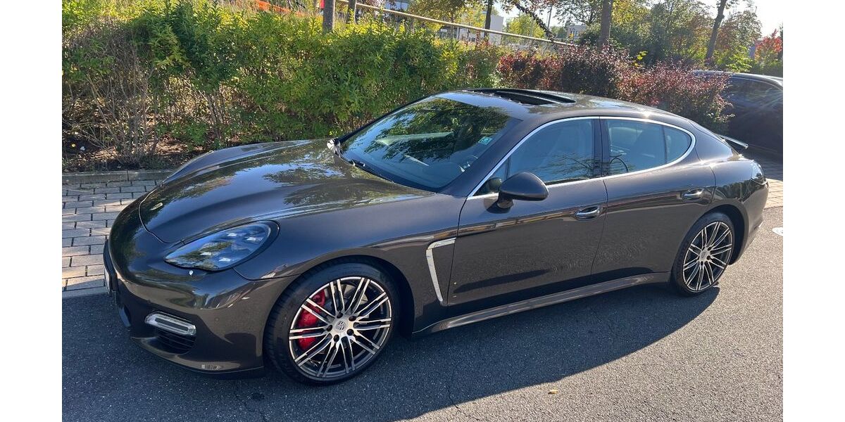 Porsche Panamera 245.000 km 25.600 &euro; Nürnberg 90439