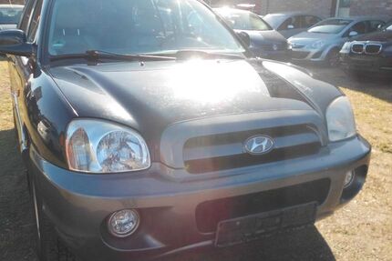 Hyundai SANTA FE 221.000 km 1.999 &euro; Hemmoor 21745