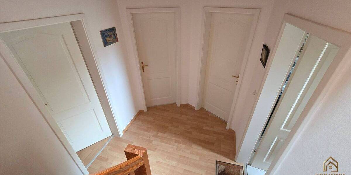 Doppelhaushälfte Dresden Schönfeld - 7 Zimmer, 130 m&sup2;, 450.000&euro; | Angebot:26043436