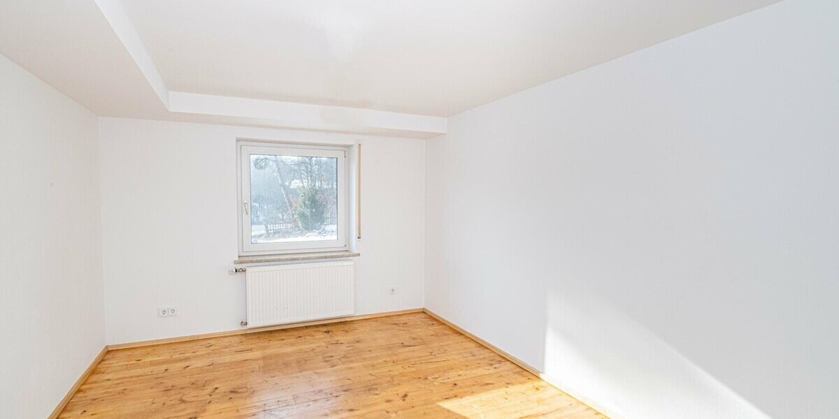 Wohnen auf einem großem Grundstück – Ein Zuhause zum Wohlfühlen - Einfamilienhaus Bruck in der Oberpfalz | Angebot:27092148