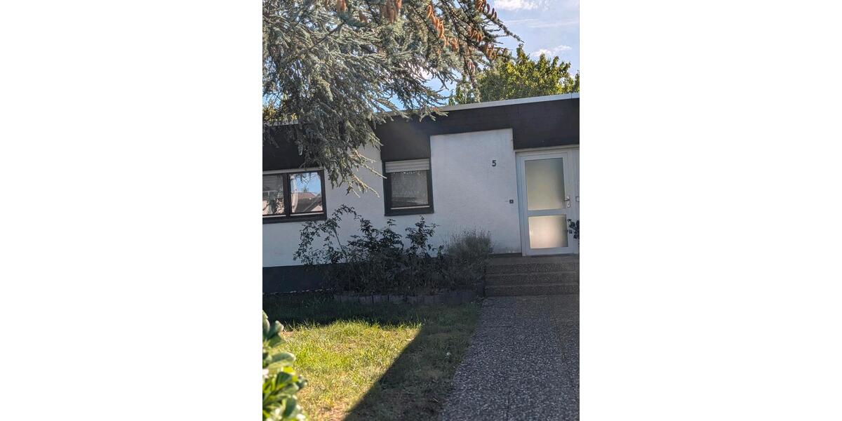 Bungalow Wetzlar Dutenhofen - 4.5 Zimmer, 145 m&sup2;, 1.590&euro; | Angebot:25239181