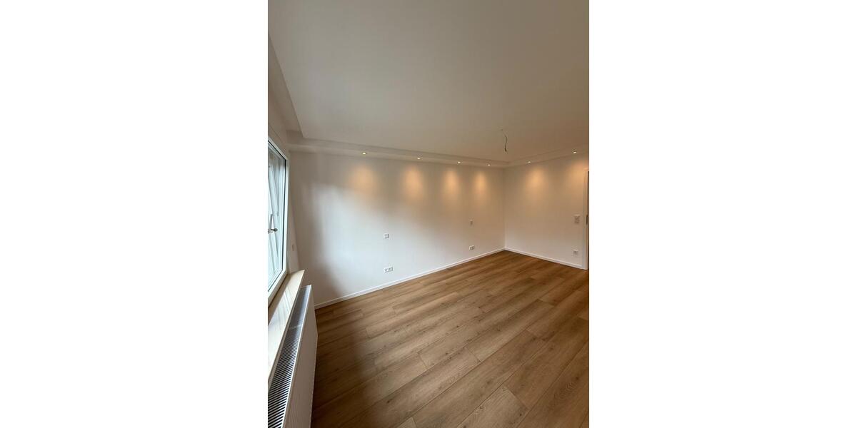 Etagenwohnung Moers Rheinkamp - 3.5 Zimmer, 79 m&sup2;, 1.550&euro; | Angebot:27619547