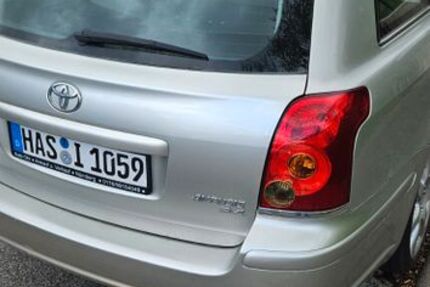 Toyota Avensis 130.000 km 4.100 &euro; Eltmann 97483