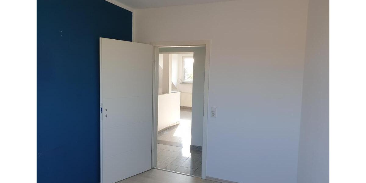 Moderne Dachgeschosswohnung mit Dachterrasse und Kamin 3 zimmer