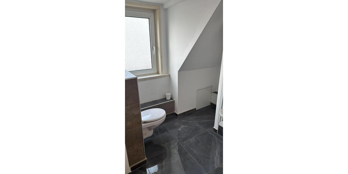 Dachgeschoßwohnung Delmenhorst Düsternort - 3 Zimmer, 75 m&sup2;, 595&euro; | Angebot:25642847