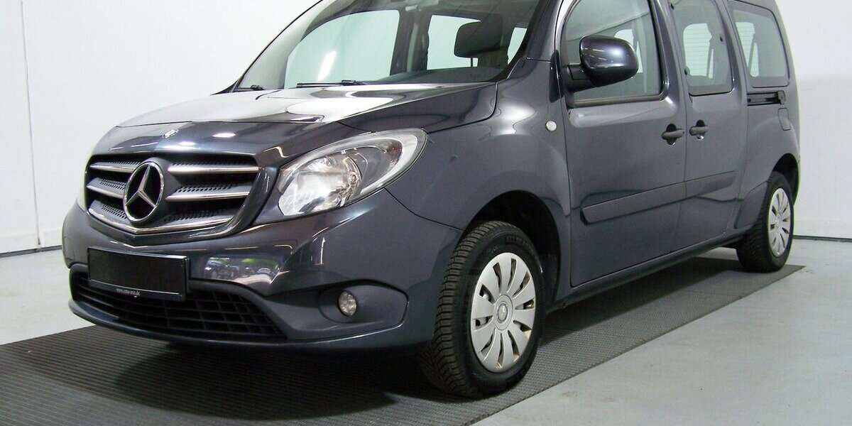 Mercedes-Benz Citan 111 CDI extralang+7-SITZE+KLIMAAUTOMATIK 123.455 km 12.988 &euro; Hamburg 22119